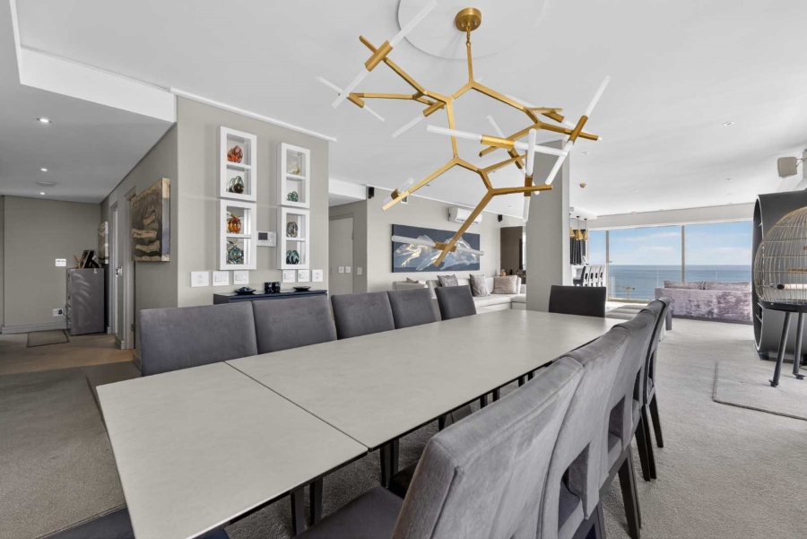 3 Bedroom Property for Sale in Sea Point Western Cape